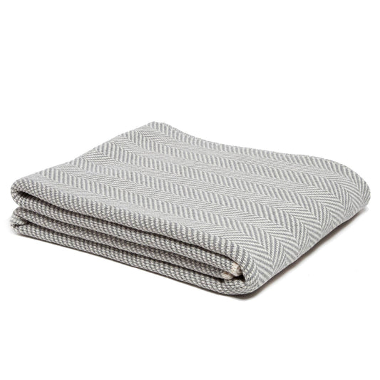 In2Green - Cotton Sustainable Knit Throw Blanket - Herringbone: Aluminum/Milk