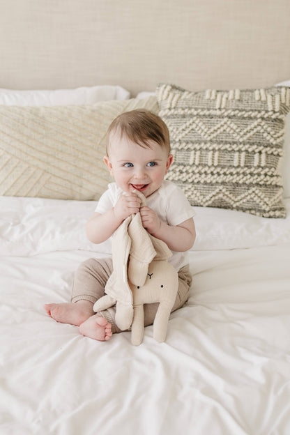 Marlowe & Co - Natural Sand Bunny Lovey Blanket